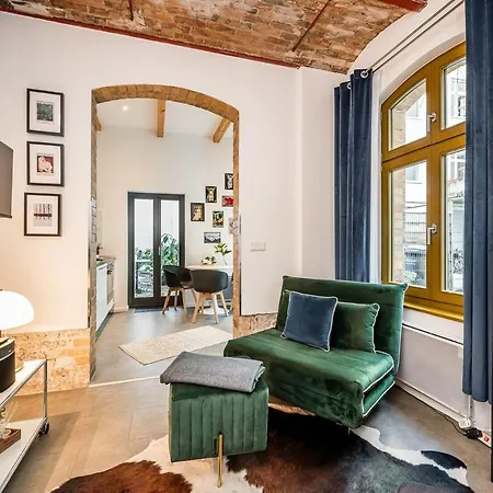 Berlincityhouse - Unique Tiny Garden Townhouse