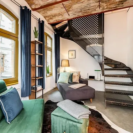 Prázdninový dům Berlincityhouse - Unique Tiny Garden Townhouse *