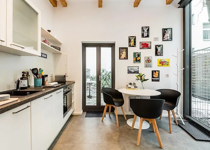 Berlincityhouse - Unique Tiny Garden Townhouse