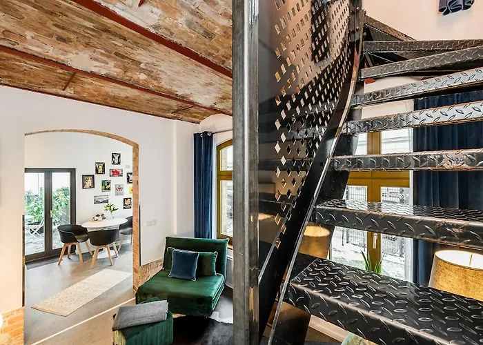 Berlincityhouse - Unique Tiny Garden Townhouse *